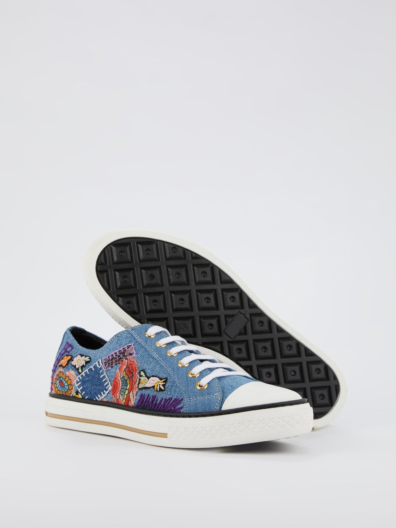 Синие джинсовые кроссовки с вышивкой