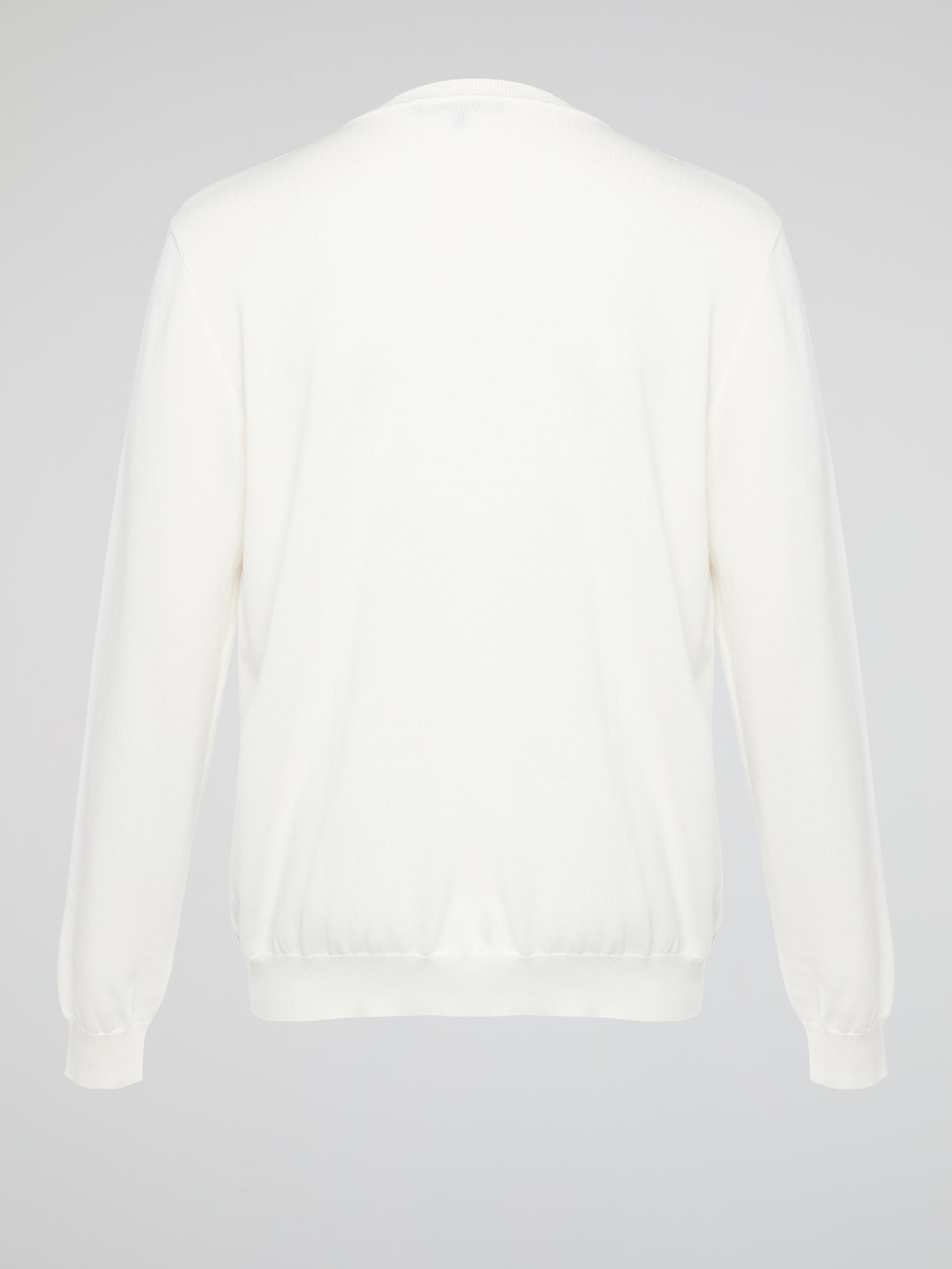 Wrap yourself in pure luxury with this exquisite white embroidered sweatshirt from Roberto Cavalli. The intricate detailing and soft fabric ensure both comfort and style, making it the perfect statement piece for any occasion. Elevate your wardrobe with this timeless and effortlessly chic addition that is sure to turn heads wherever you go.