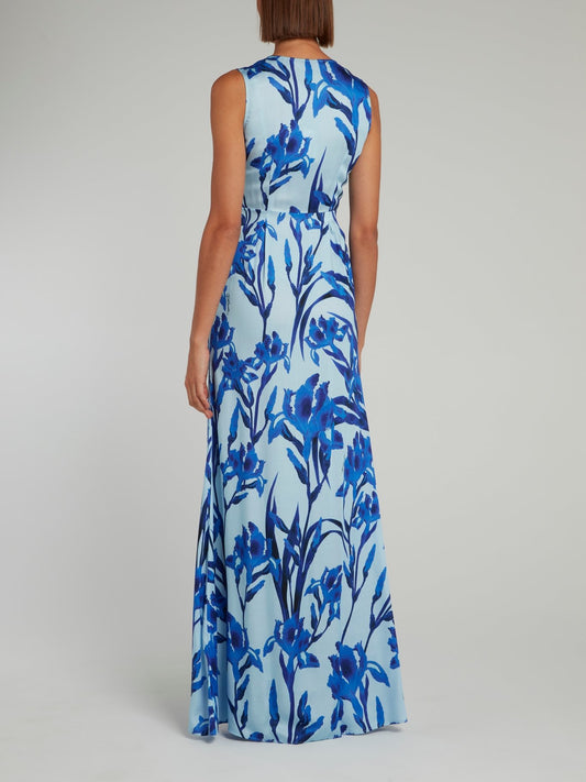 Платье-макси с синим цветочным принтом и завышенной талией
