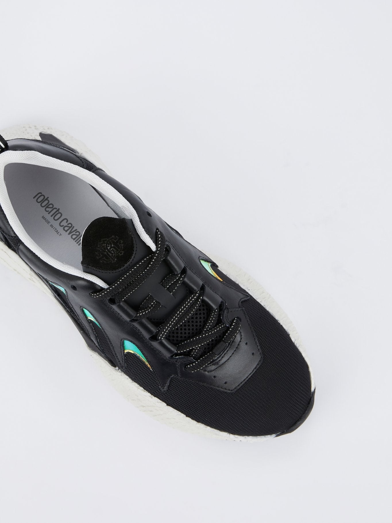 Черные кроссовки с голографической вставкой V1PER