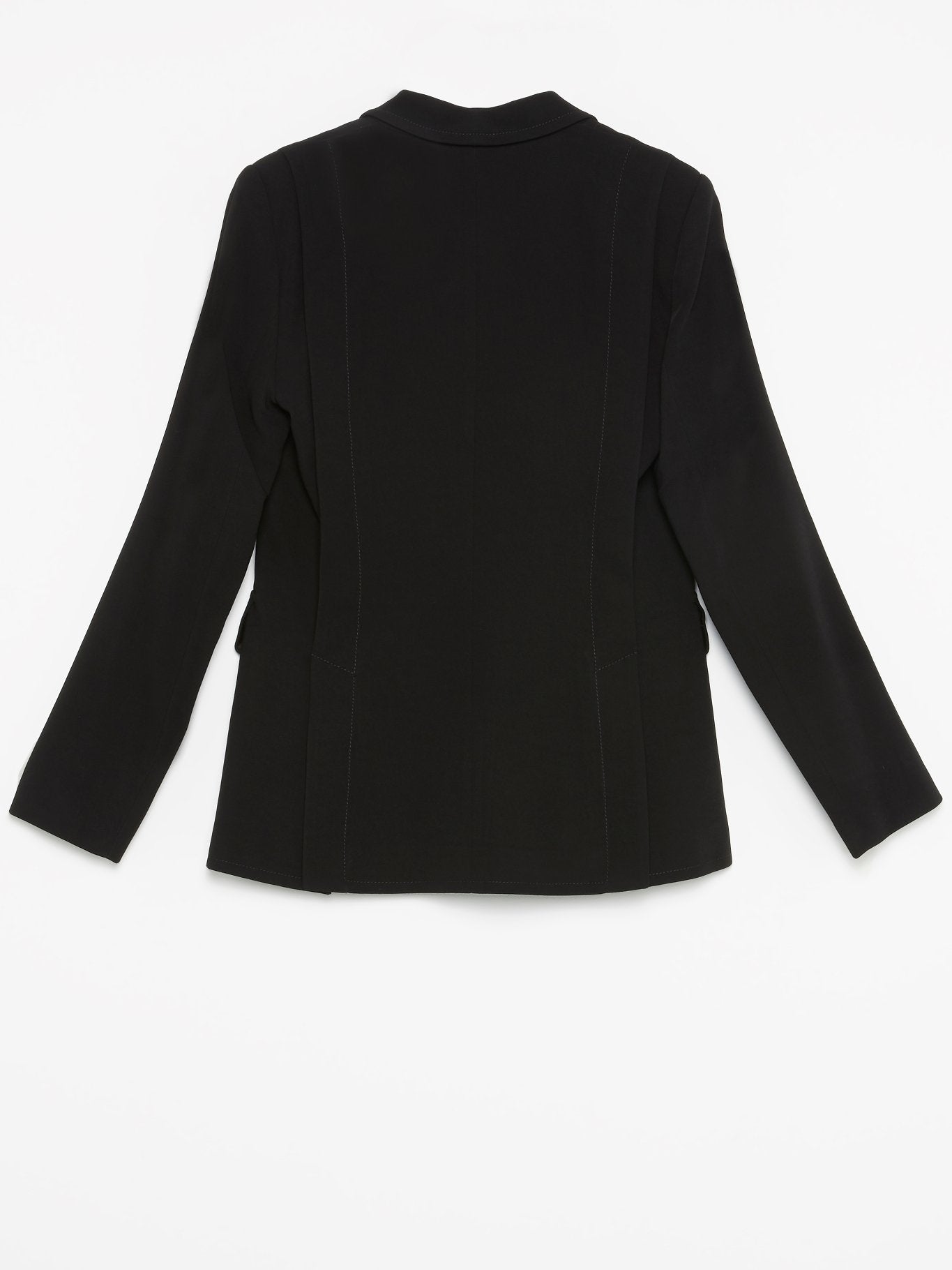 Черный пиджак с контрастной строчкой